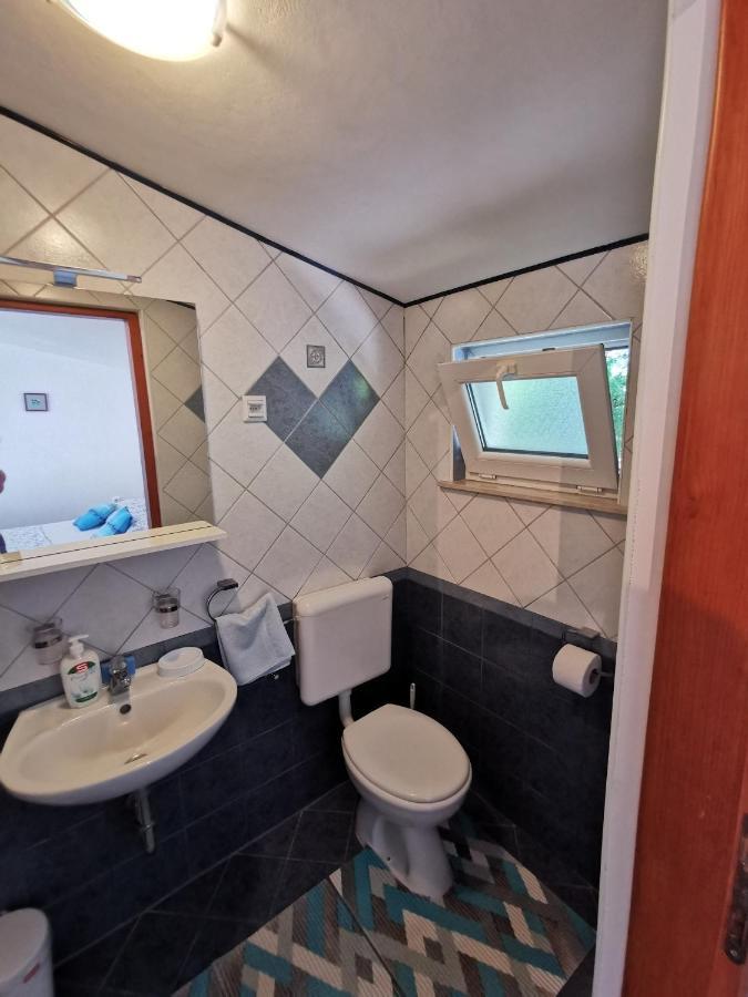 Studio Apartments Jasminka Selce Zewnętrze zdjęcie